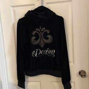 Woman’s Dereon jog set worn one timePants size large jacket extra large
